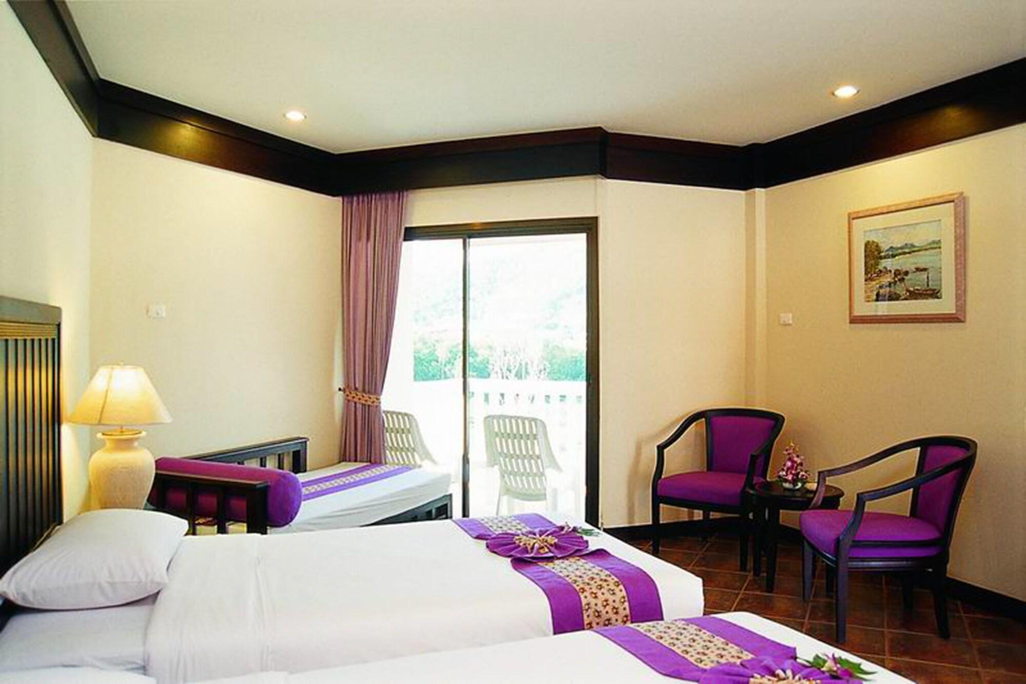 Kata Poolside Resort Sha Extra Plus Luaran gambar