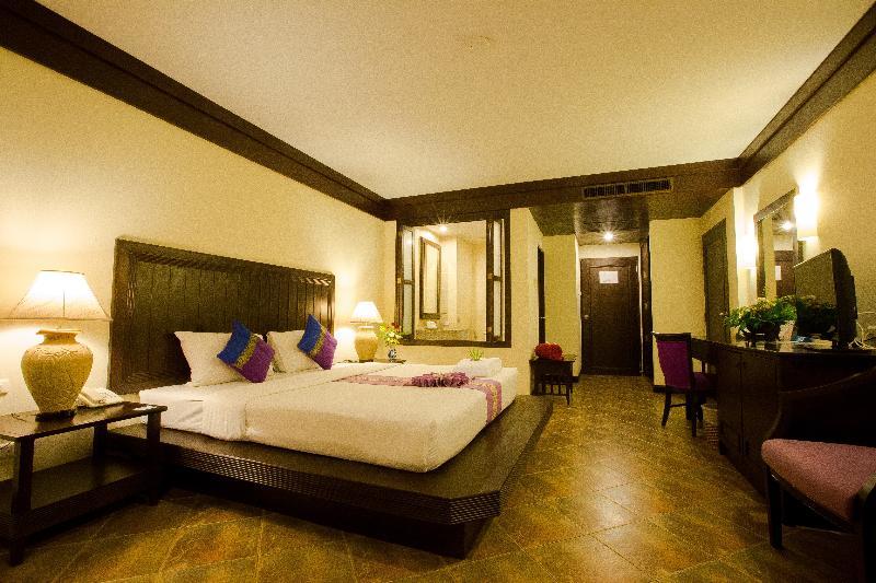 Kata Poolside Resort Sha Extra Plus Luaran gambar